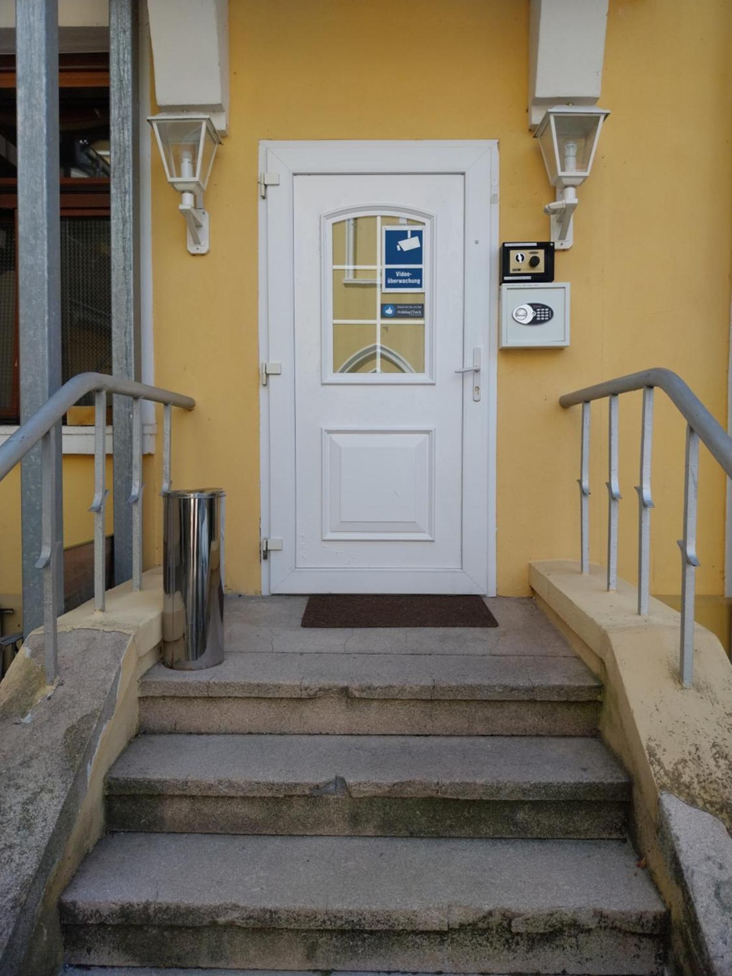 Pension Schlosswache-Zerbst ภายนอก รูปภาพ