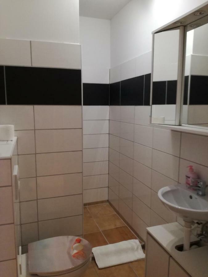 Pension Schlosswache-Zerbst ภายนอก รูปภาพ