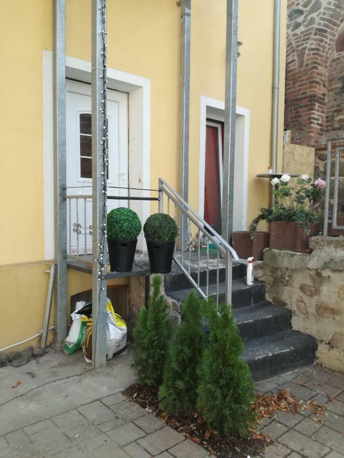 Pension Schlosswache-Zerbst ภายนอก รูปภาพ
